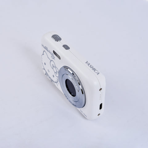 Yashica DZ100
